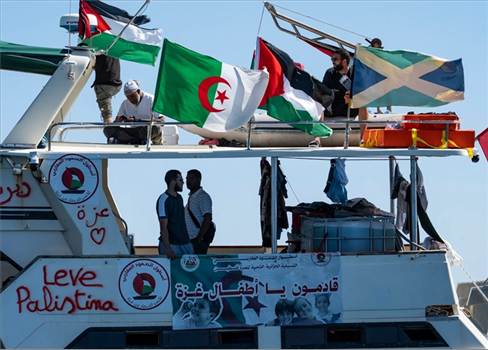 اسطول الصمود العالمي يقترب من نقطة الاعتراض الصهيونية