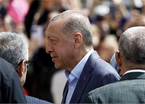 صحيفة: أردوغان يستعد للترشح لولاية رئاسية ثالثة