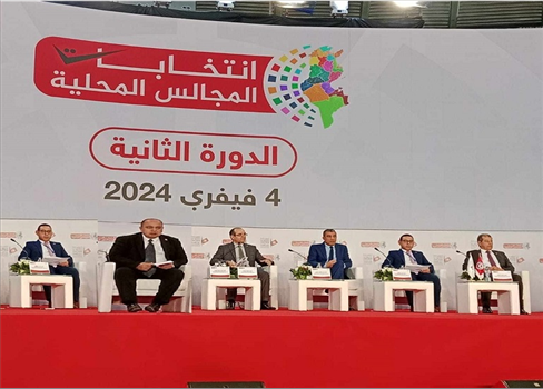 بنسبة متدنية للغاية .. صناديق الانتخابات المحلية تغلق اليوم في تونس