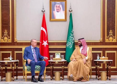 تركيا ترحب بالتحالف البحري الدفاعي بقيادة السعودية
