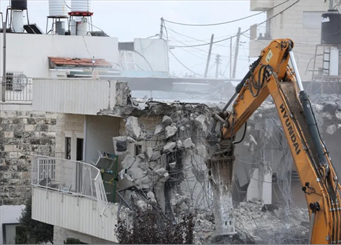 الاحتلال الإسرائيلي ينفذ عمليات هدم منازل فلسطينيي القدس 