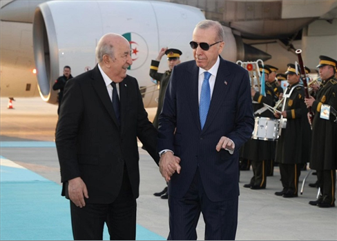 شراكة استراتيجية بين تركيا والجزائر.. أردوغان يستقبل تبون في القصر الرئاسي