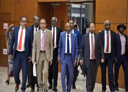 الخلافات تؤدي إلى انقسامات في تنسيقية 