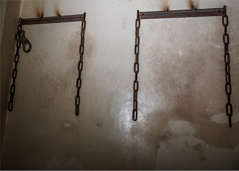 سوريا.. مئات الأطفال المغيبين من أبناء المعتقلين يعدون إلى ذويهم