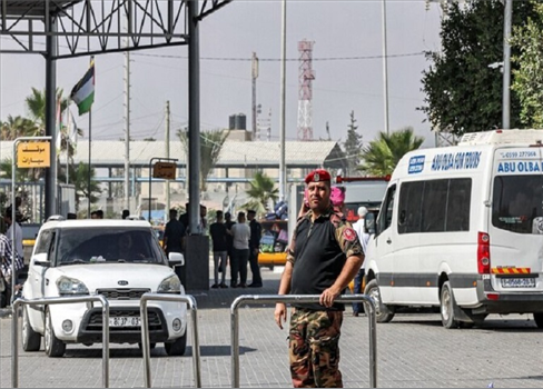 مصر تقترح هدنة 6 ساعات وتكشف عن تحركات عاجلة لإغاثة غزة