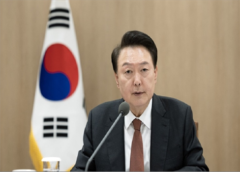 برلمان كوريا الجنوبية يعزل رئيس البلاد من منصبه