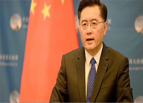 وزير خارجية الصين يدعو 