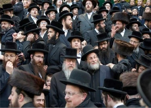 لمواجهة النقص في الجنود.. كاتس يسمح باستدعاء 7000 من الحريديم للتجنيد