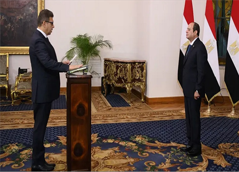 السيسي يطيح بعباس كامل ويعين رئيسا جديدا للمخابرات العامة