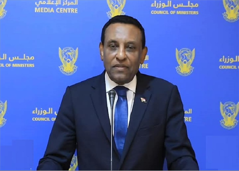 كامل إدريس يطالب المجتمع الدولي بالتضامن لفك الحصار عن الفاشر