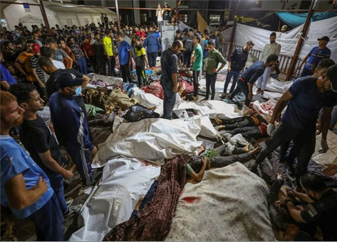 عشرات القتلى والجرحى في مجزرة جديدة لإسرائيل تستهدف مدرسة صلاح الدين