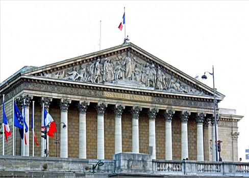 فرنسا تحيل نوابًا في البرلمان داعمين لفلسطين للقضاء بتهمة الترويج للإرهاب