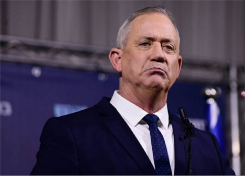 صحيفة عبرية: شعبية غانتس تتزايد على حساب نتنياهو