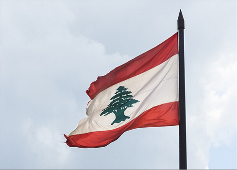 في ظل دعوات الاحتجاج وقطع الطرق الجيش اللبناني يحذر من أي إخلال بالأمن