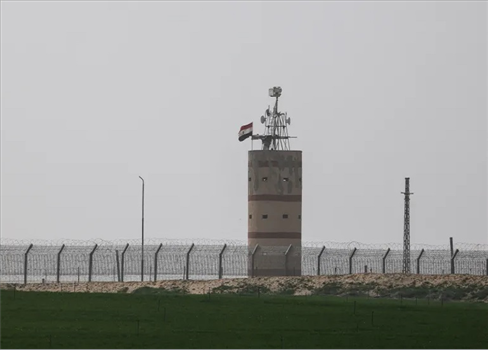 الإعلام العبري: القبض على مصري عبر السياج الحدودي