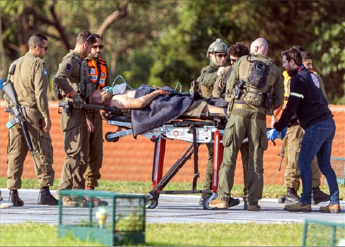 بعد عودته من غزة ... جندي صهيوني يطلق النار على زملائه بسبب 