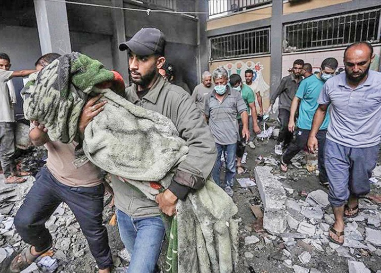 8 شهداء في غارات صهيونية على غزة