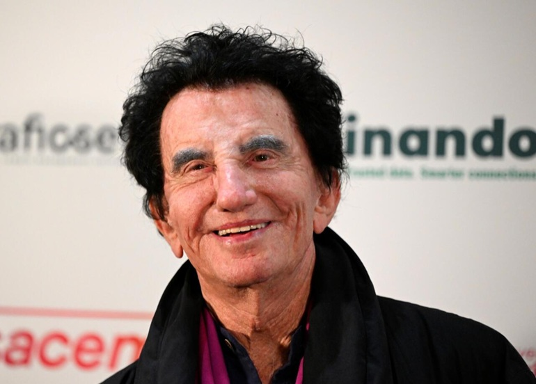 فضيحة إبستين تهز فرنسا..استقالة لانغ من المعهد الثقافي الباريسي