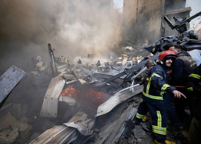 25 شهيداً من اللاجئين السوريين قتلوا في الغارات الصهيونية على بيروت