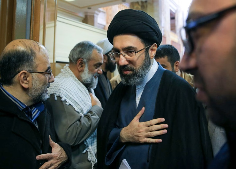 تعيينات عسكرية جديدة في إيران تطال الحرس الثوري وهيئة الأركان والباسيج