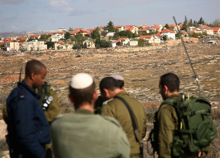 خطوات صهيونية لضم الضفة المحتلة وتفكيك المؤسسات الفلسطينية