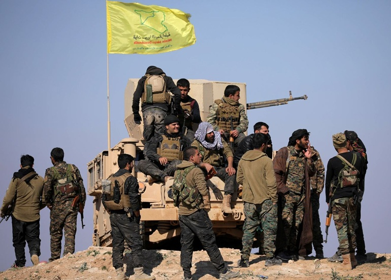 تفجير مستودع ذخيرة بريف الحسكة يوقع قتلى وجرحى وسط تحذيرات رسمية لـ"قسد"