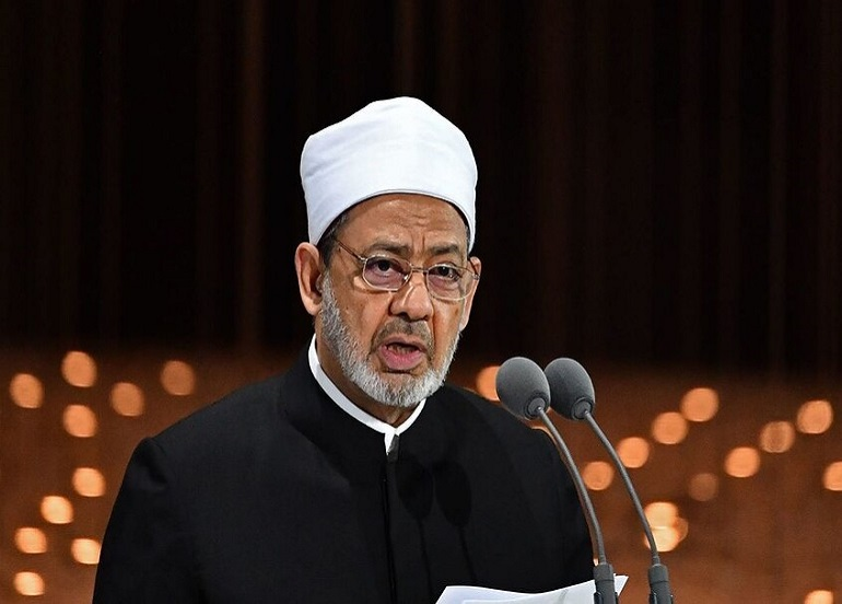 الأزهر يندد باستهداف الحوثيين لمطار الرياض والمعتمرين