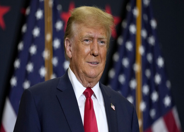 ترامب يتعهد بفرض رسوم جمركية على دول أوروبية لا تؤيد ضم غرينلاند للولايات المتحدة